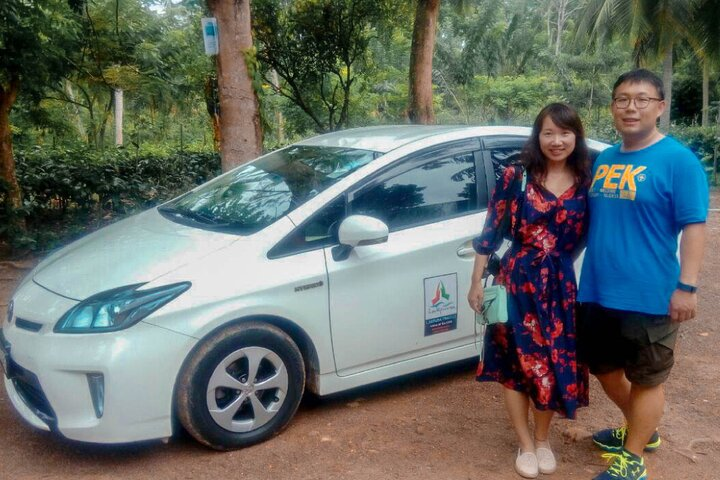Transfer between Colombo Airport (CMB) and The Waterfall Villas, Hatton - Photo 1 of 10